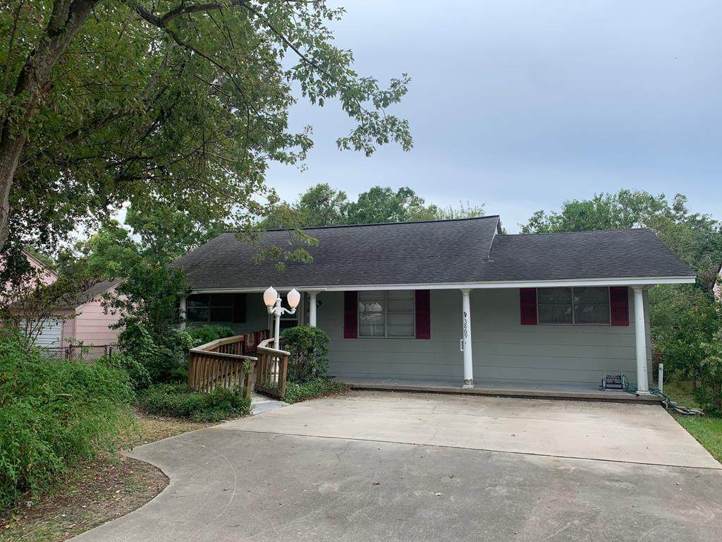 3869 Grant Ave - Photo 1