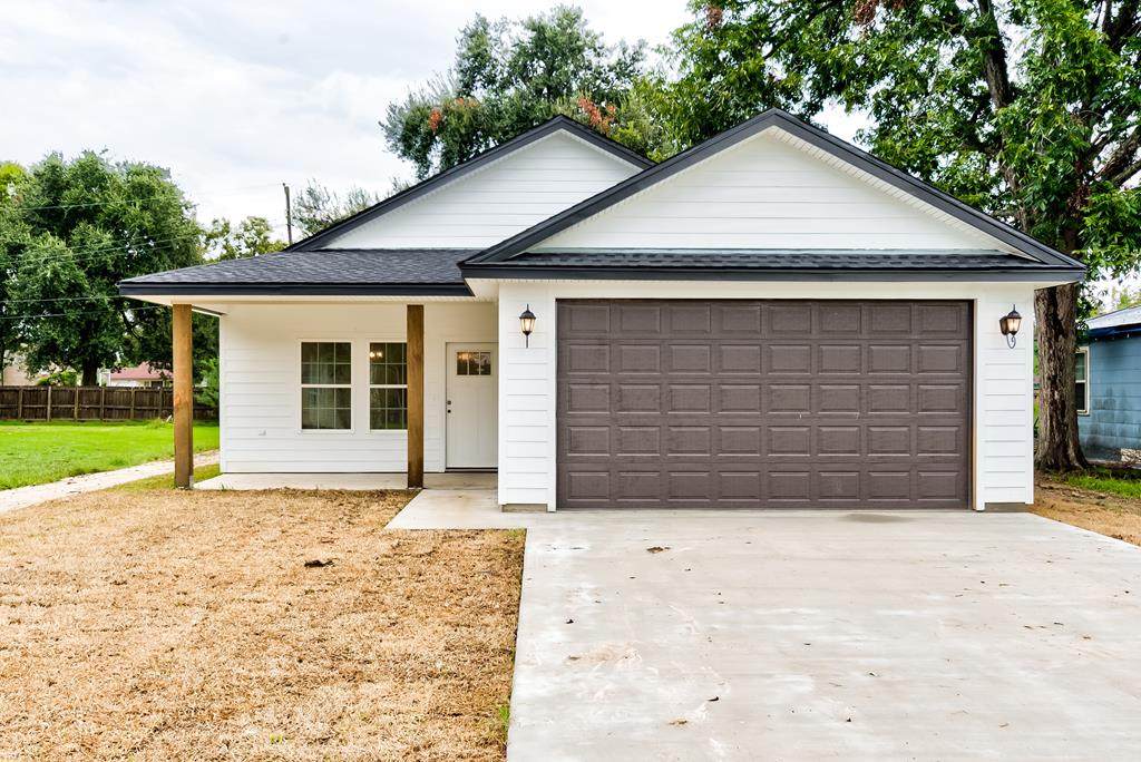 3118 Ash Avenue - Photo 1