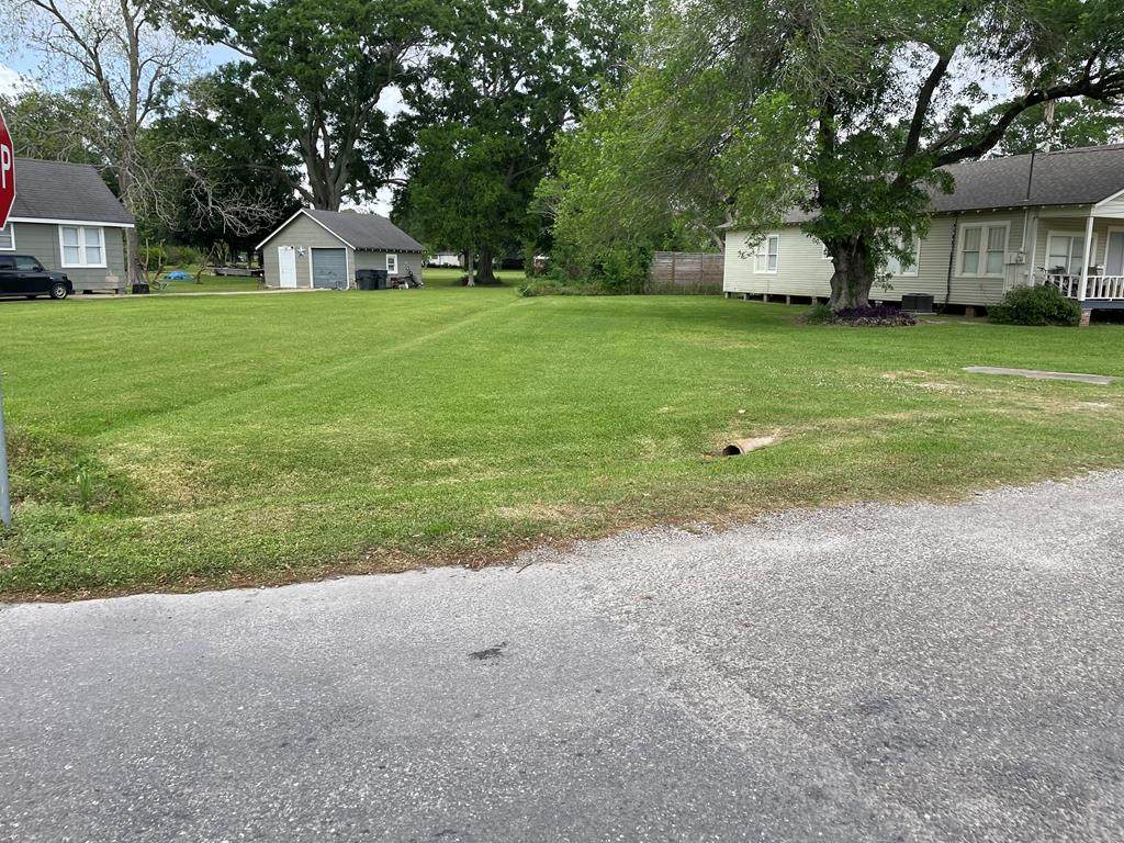 0-m Mckinley Avenue - Photo 1