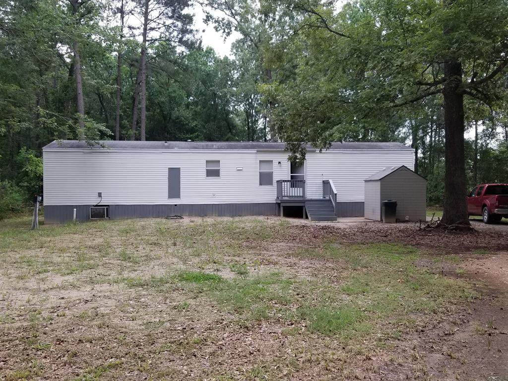 8100 Kestrel Road - Photo 1