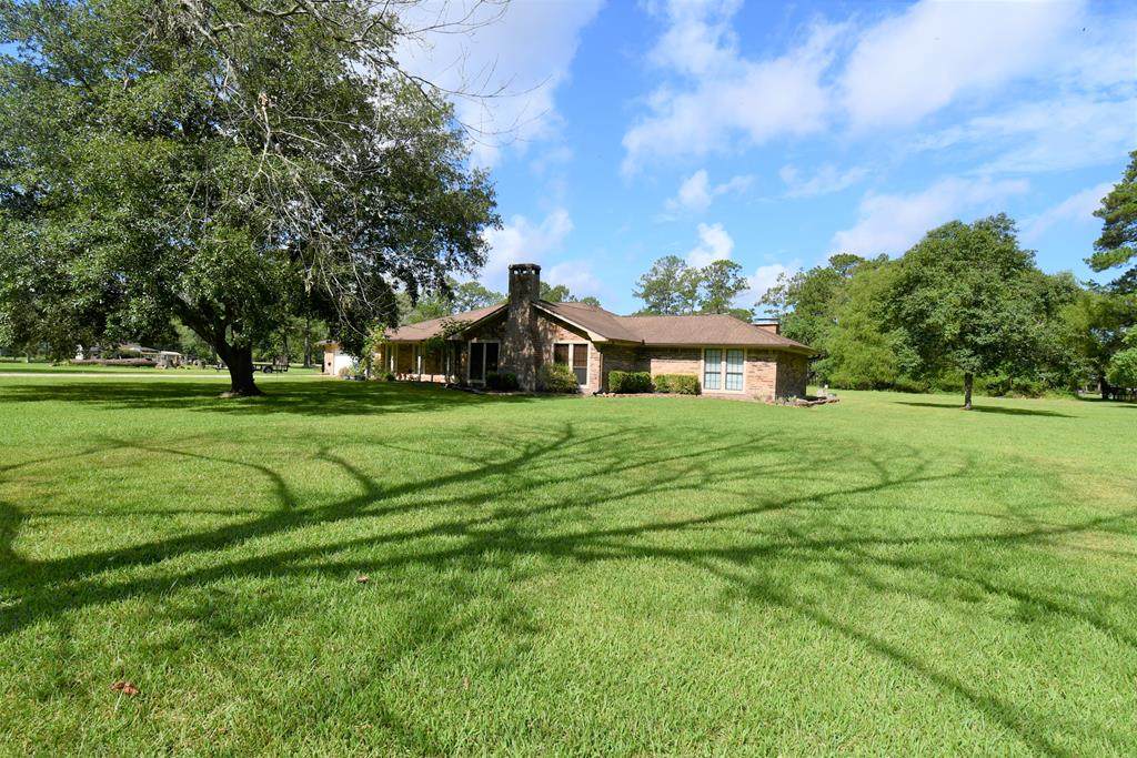 315 Countrywood Cir - Photo 1