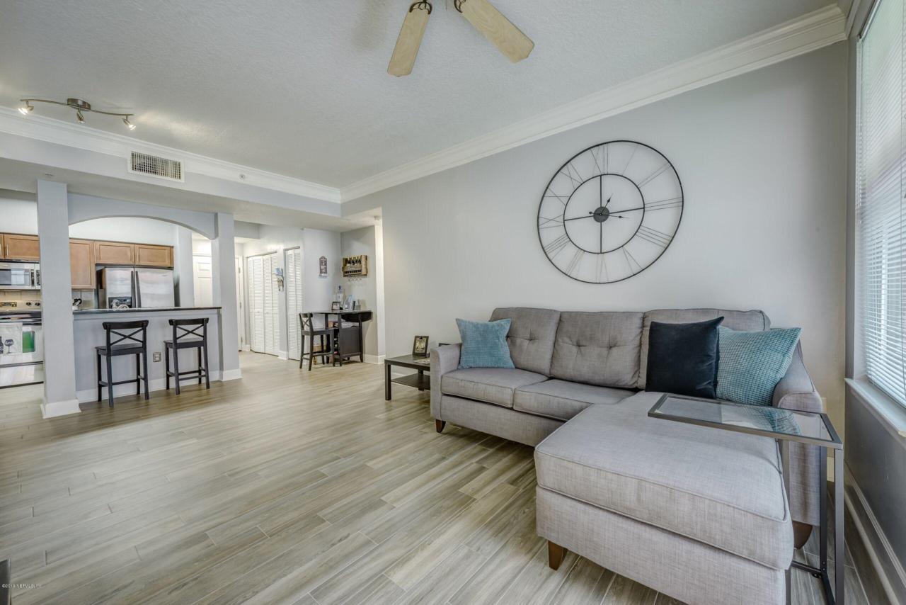 10435 Mid Town Pkwy - Photo 1