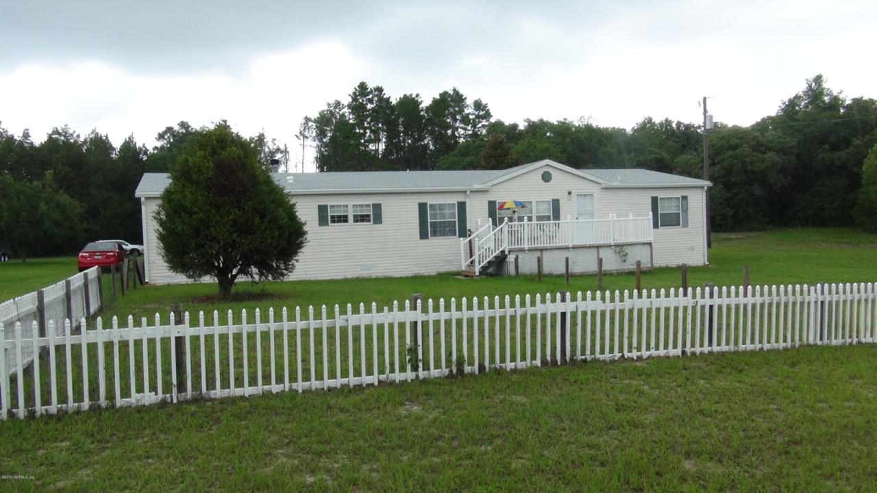 1022 Old Welaka Rd - Photo 1 1022 Old Welaka Rd - Photo 1