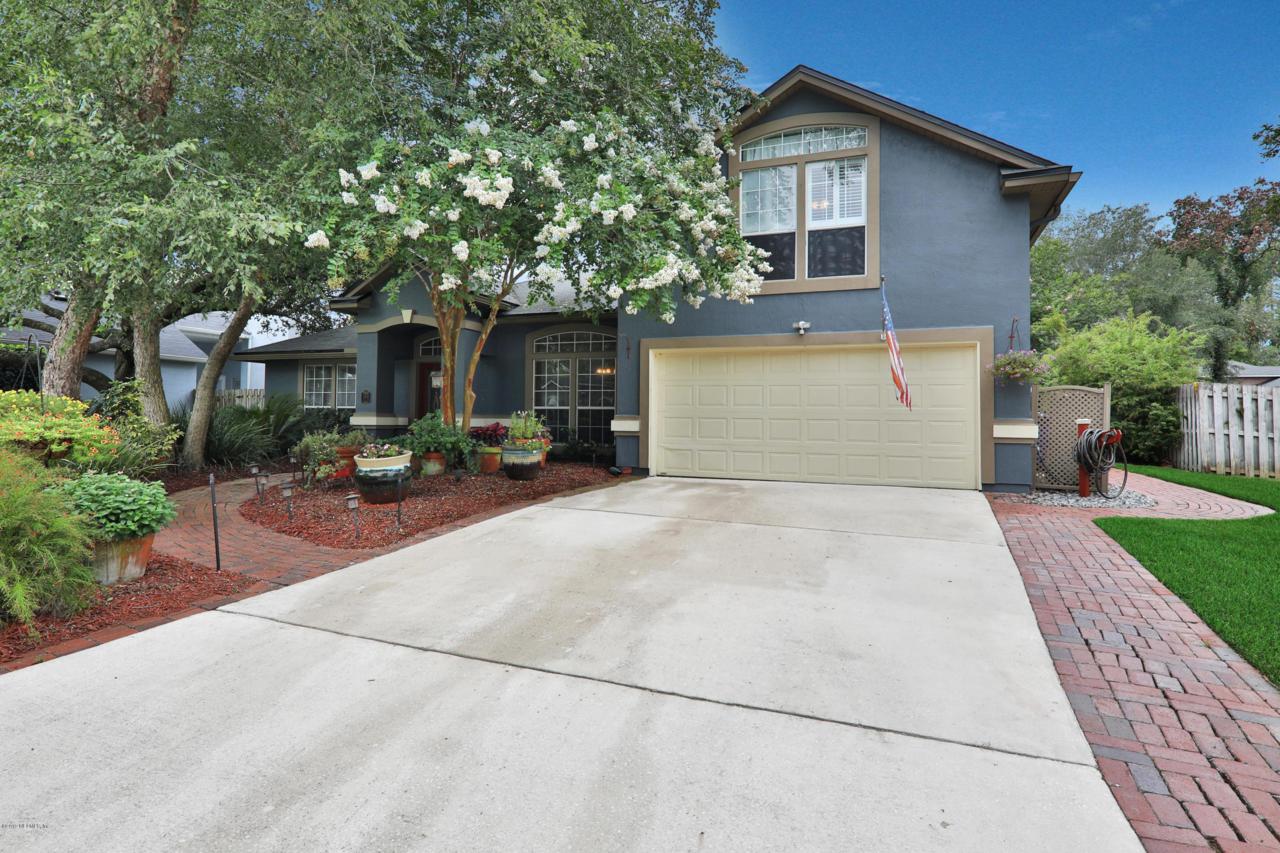 1205 Lake Parke Dr - Photo 1
