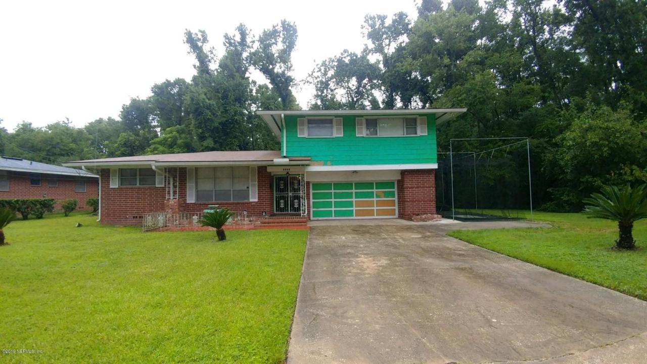 6076 Kinnon Dr - Photo 1