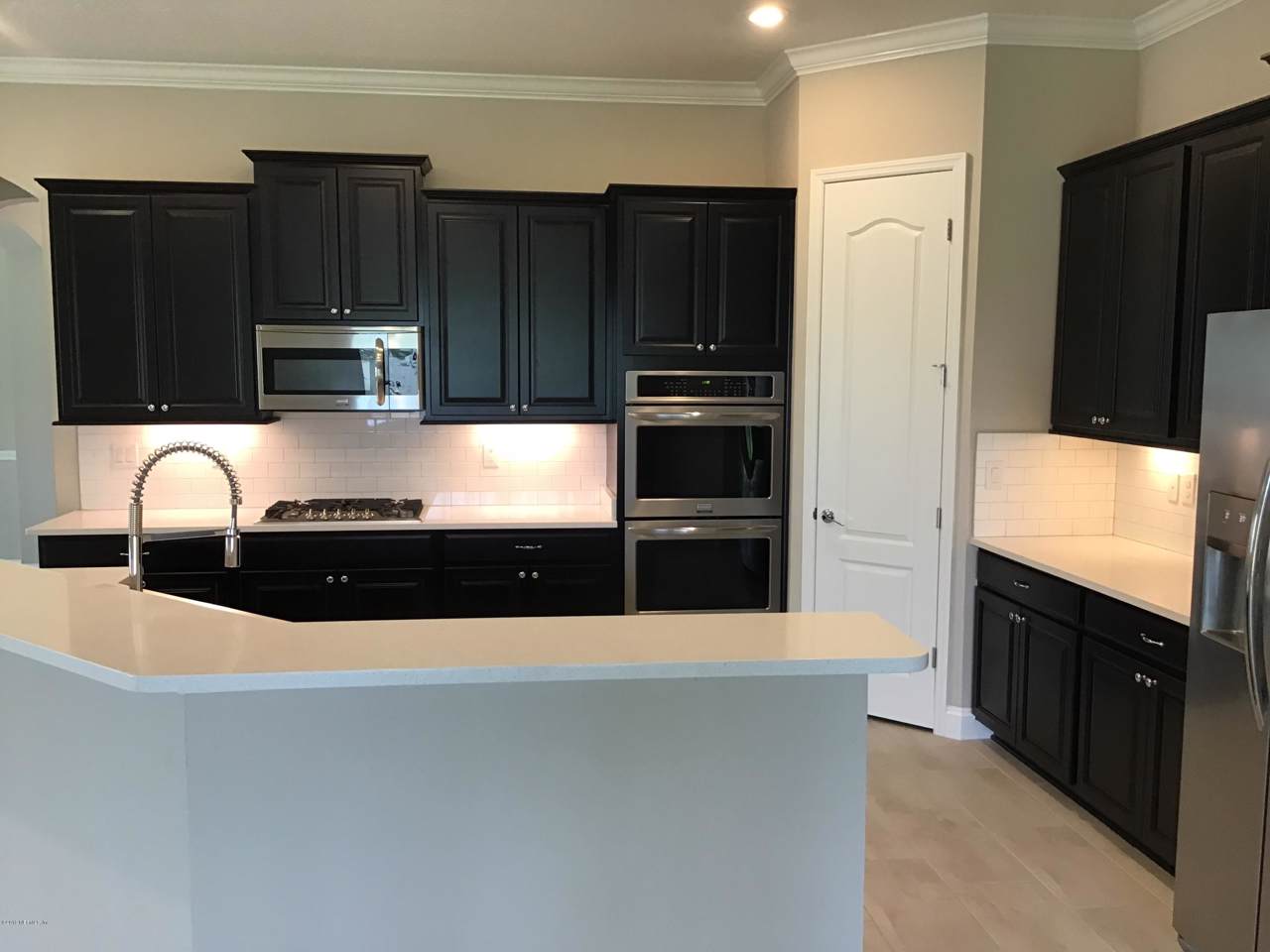611 Enrede Ln - Photo 1