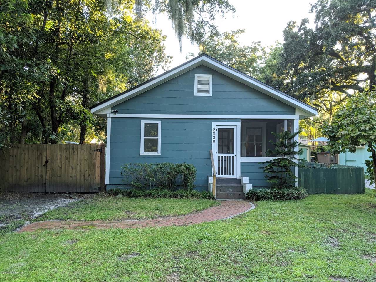 2830 Apache Ave - Photo 1