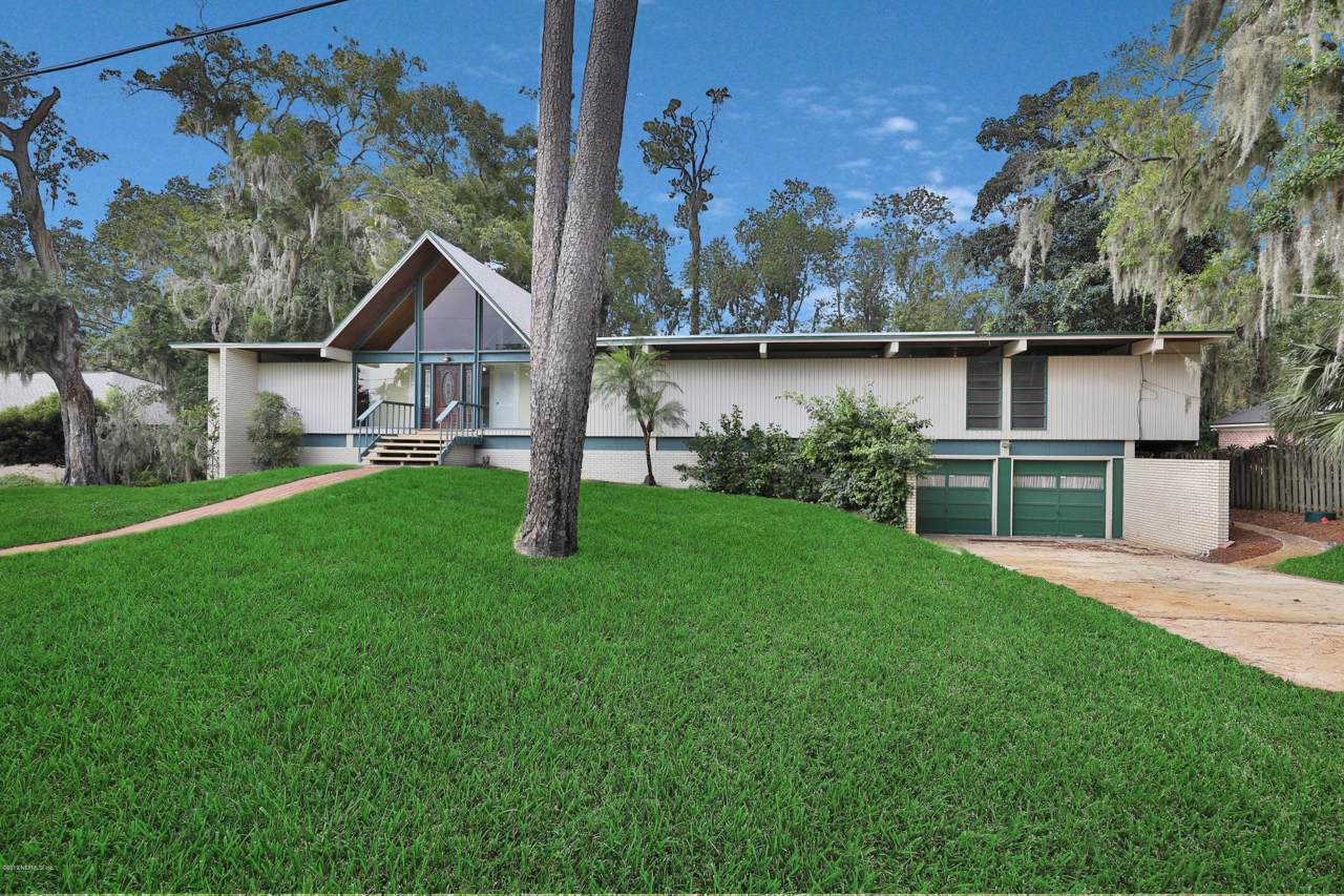 2189 Segovia Ave - Photo 1