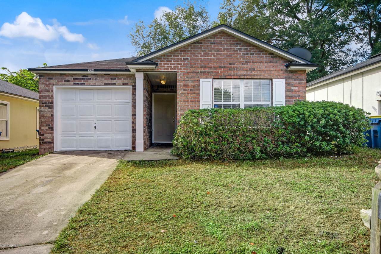 8508 India Ave - Photo 1