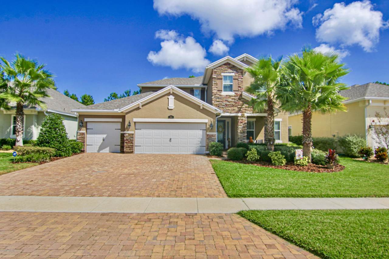 221 Medio Dr - Photo 1
