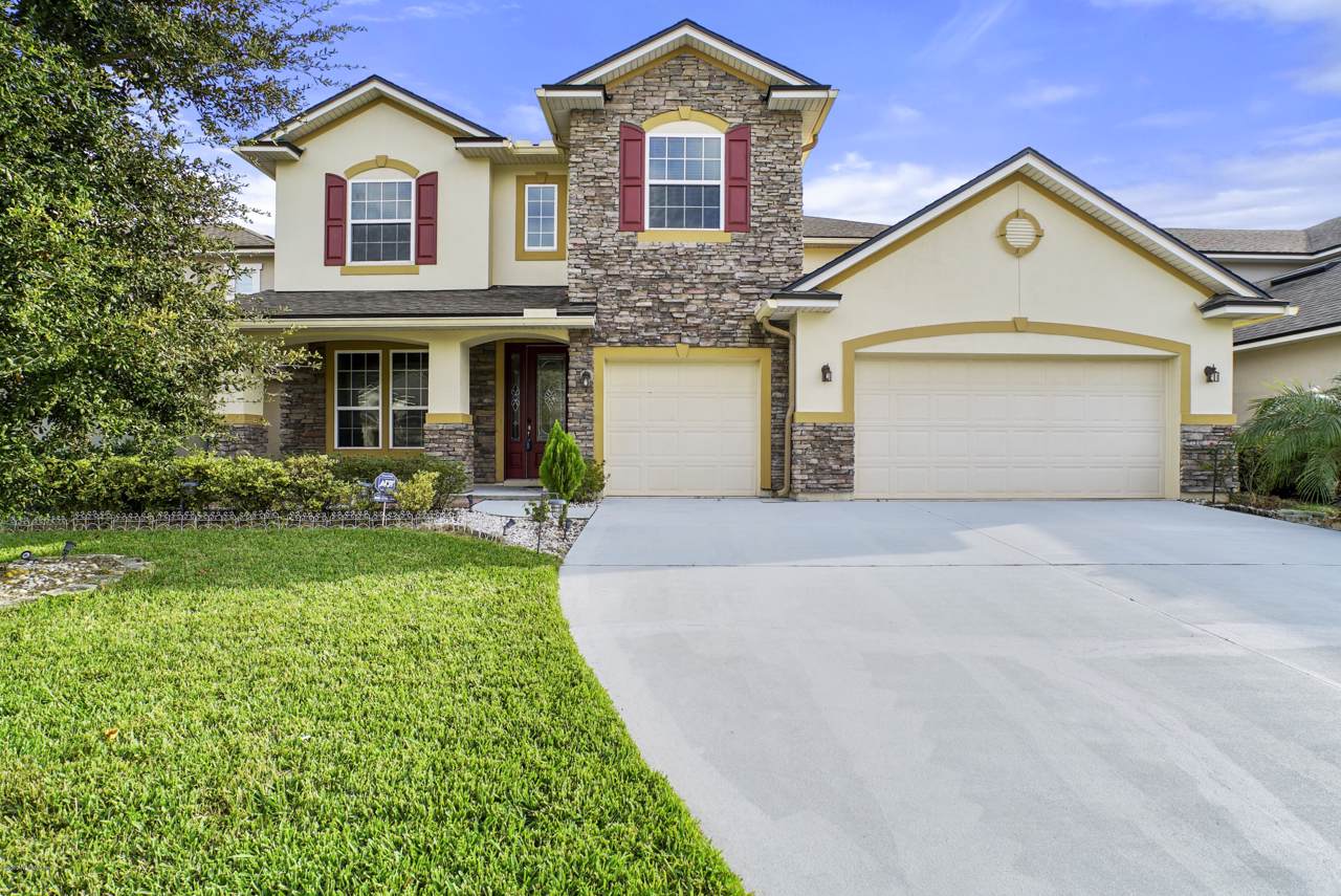 4632 Silverthorn Dr - Photo 1