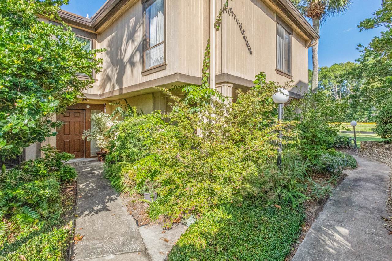 7639 Las Palmas Way - Photo 1