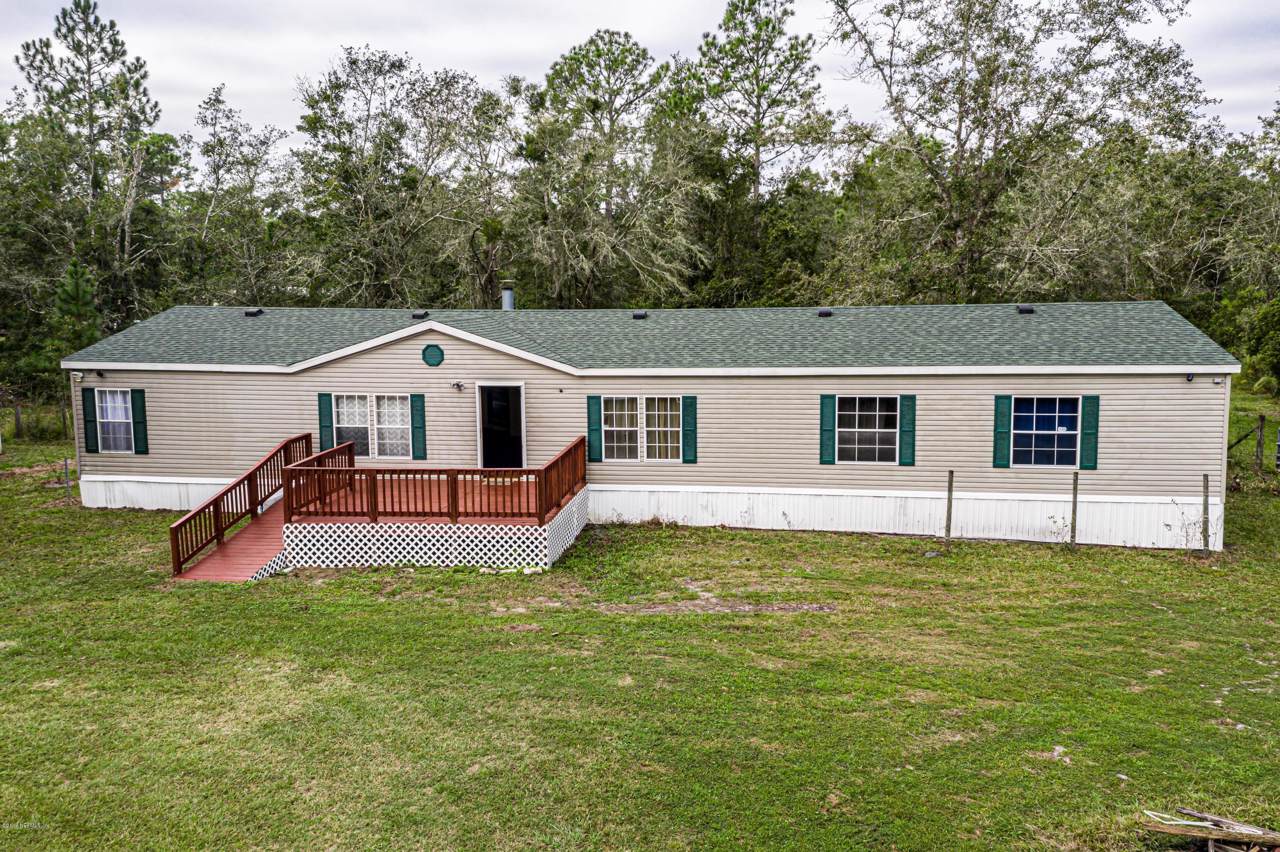 4225 Oak Forest Ln - Photo 1