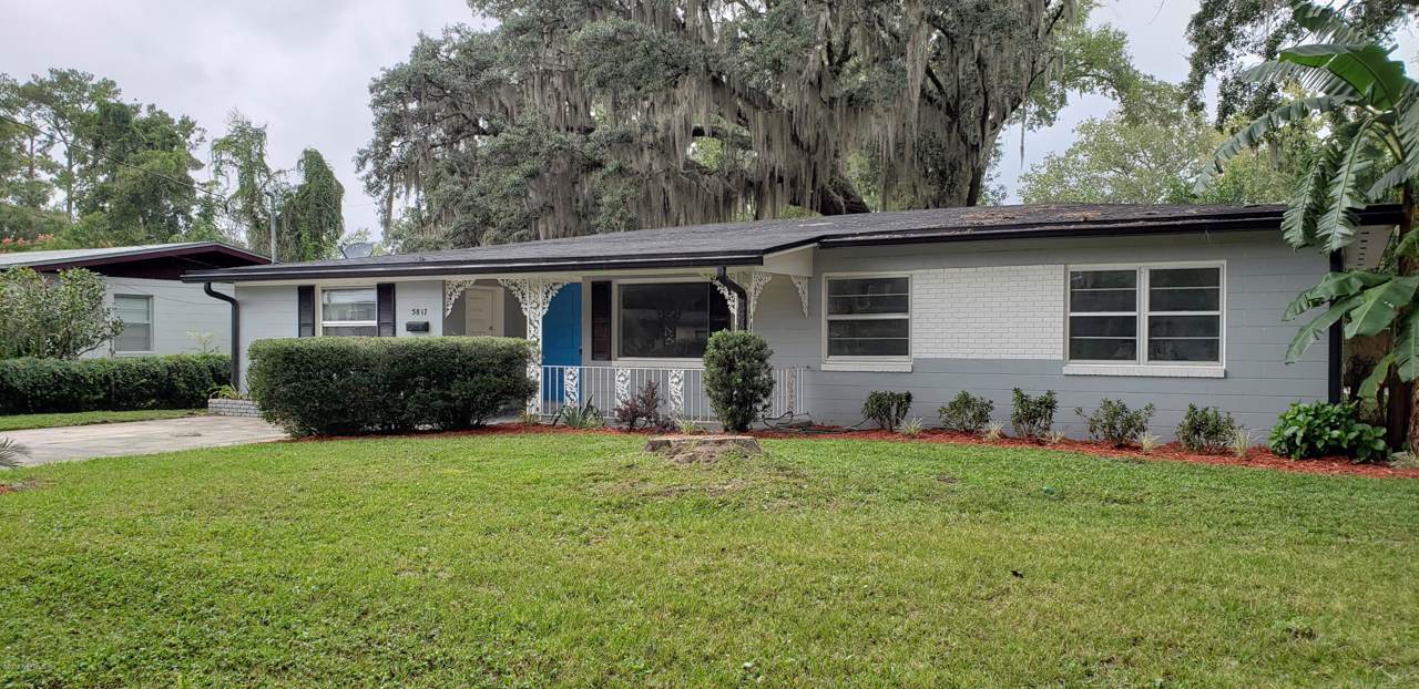 5817 Cedar Oaks Dr - Photo 1
