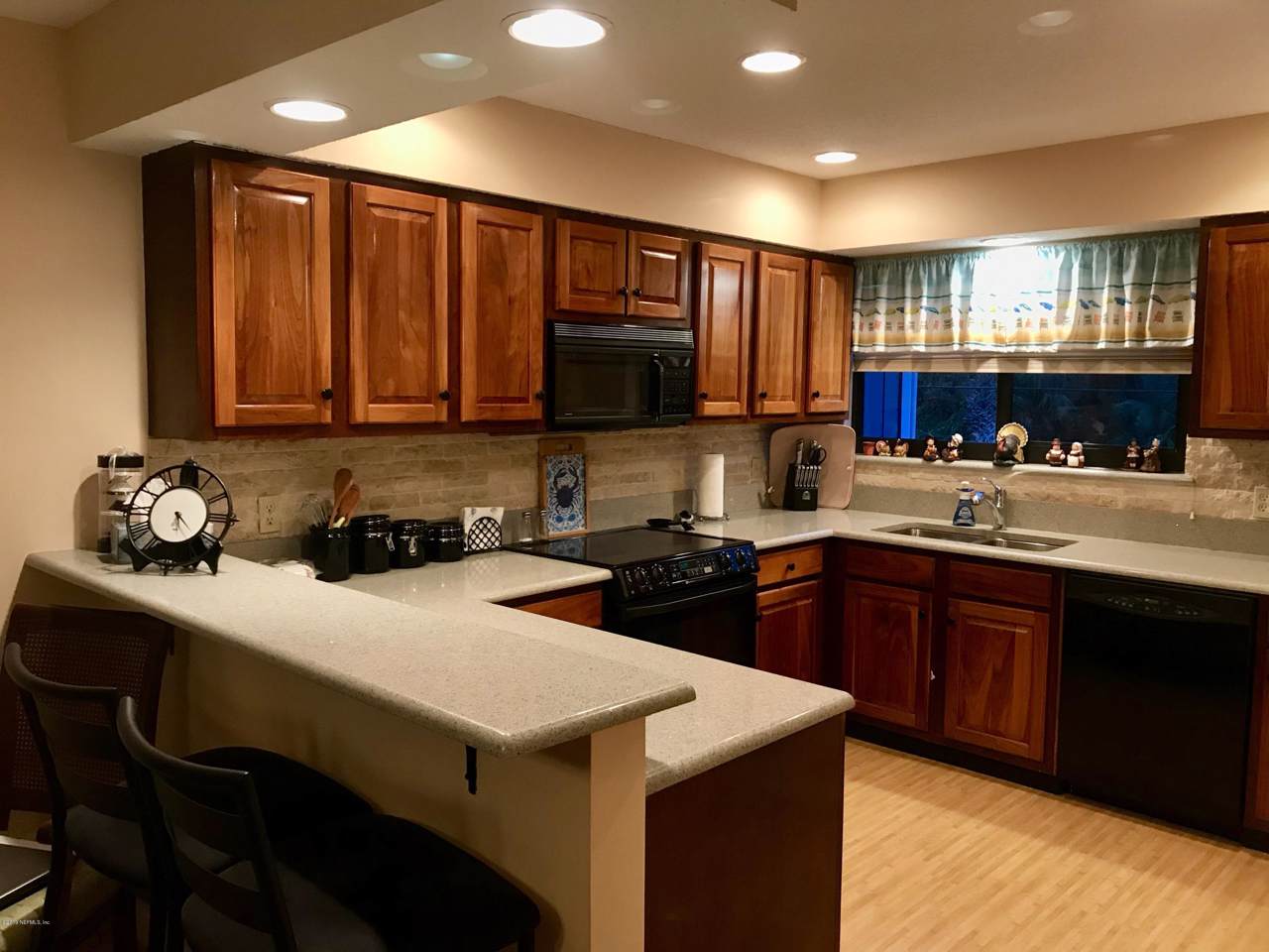 2327 Seminole Rd - Photo 1