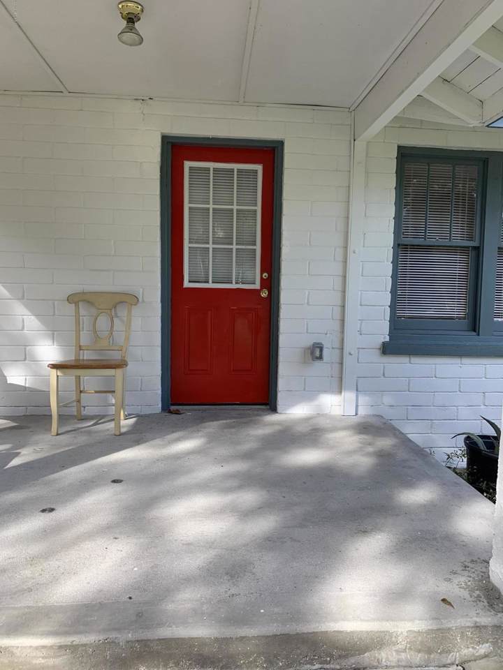 204 Main St - Photo 1