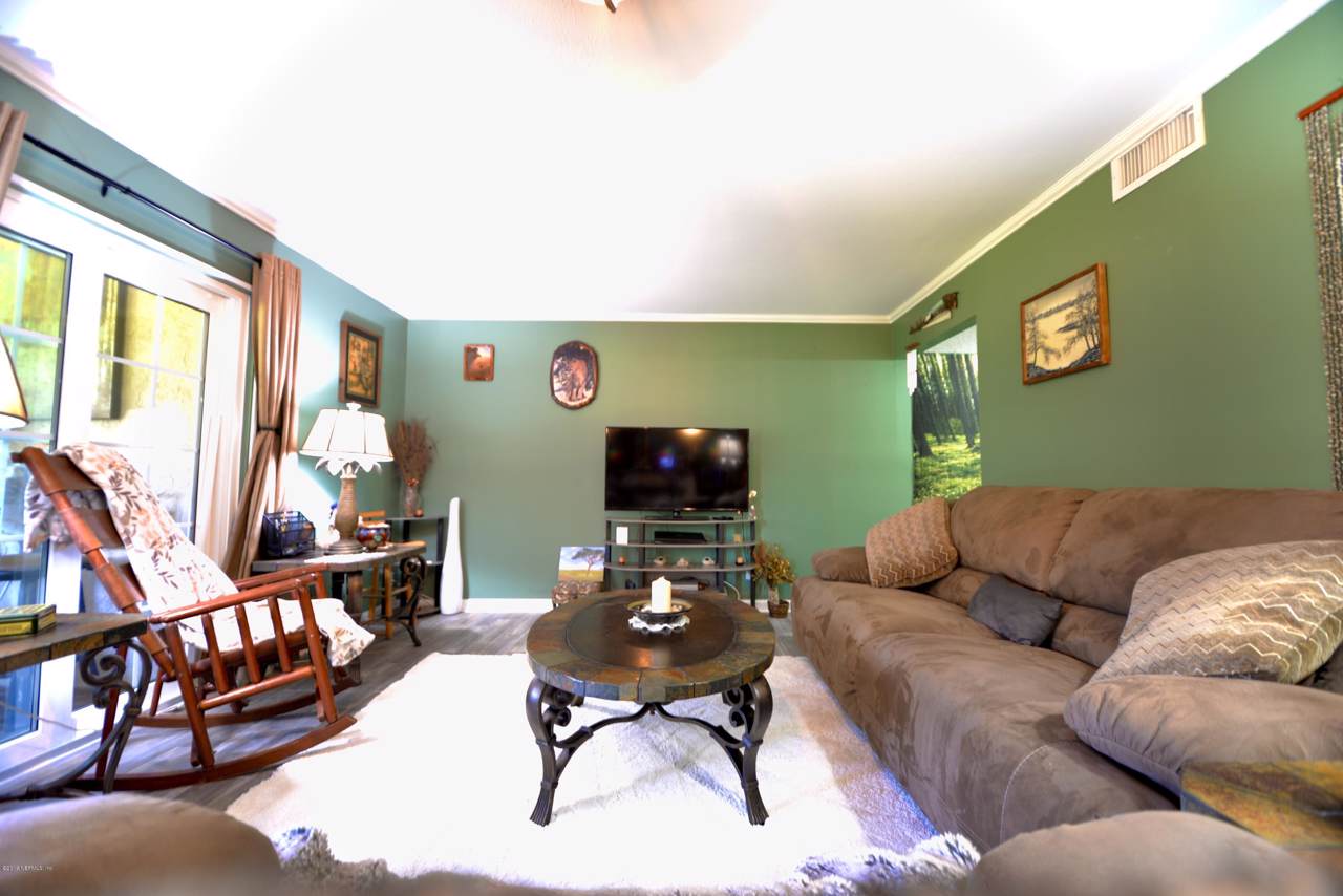 4335 Plaza Gate Ln - Photo 1