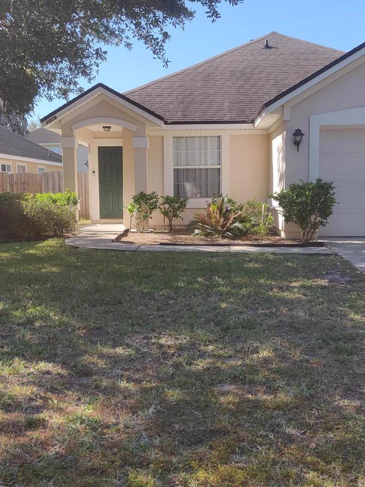 1016 Moosehead Dr - Photo 1