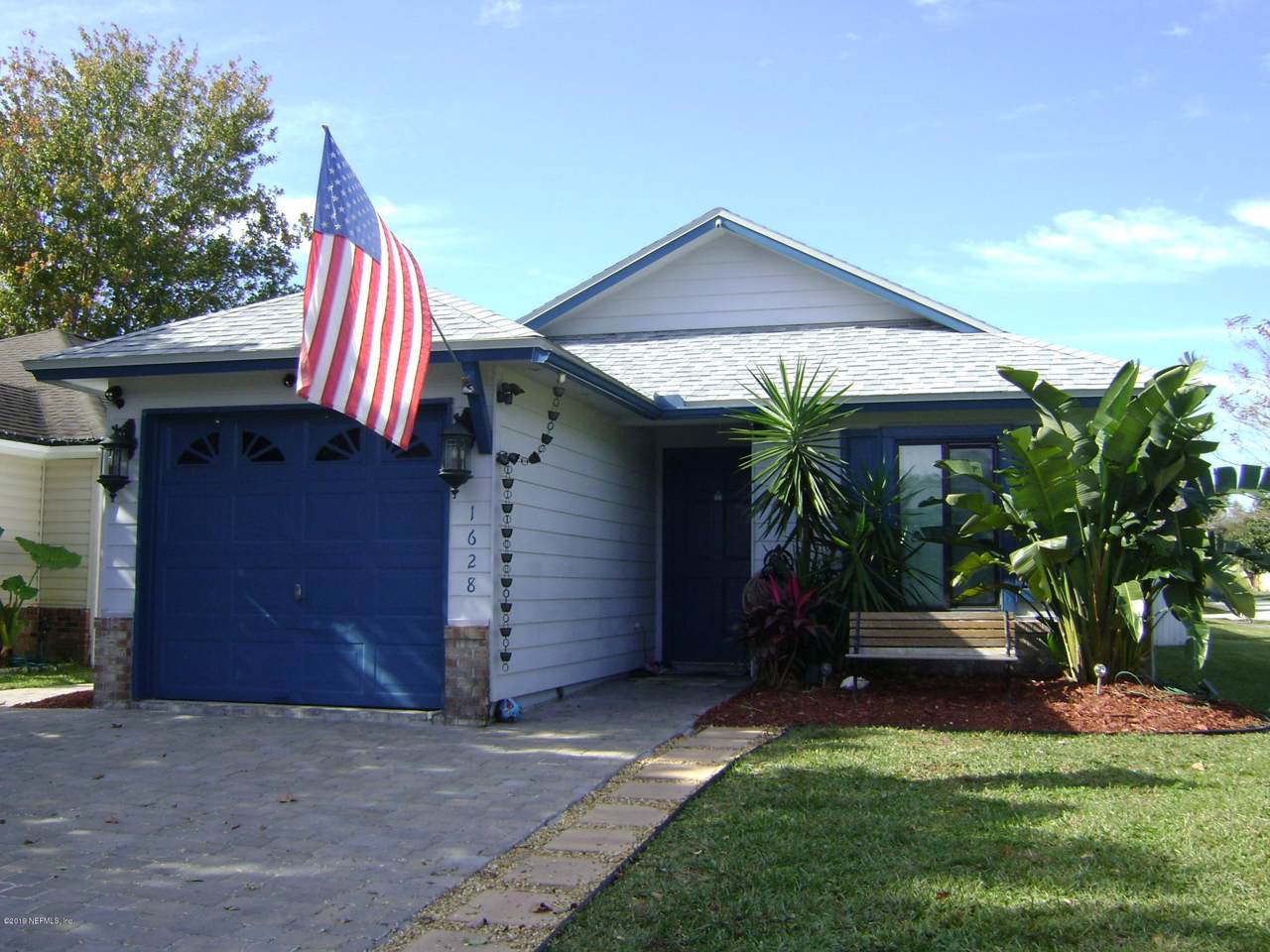 1628 Blue Ridge Dr - Photo 1