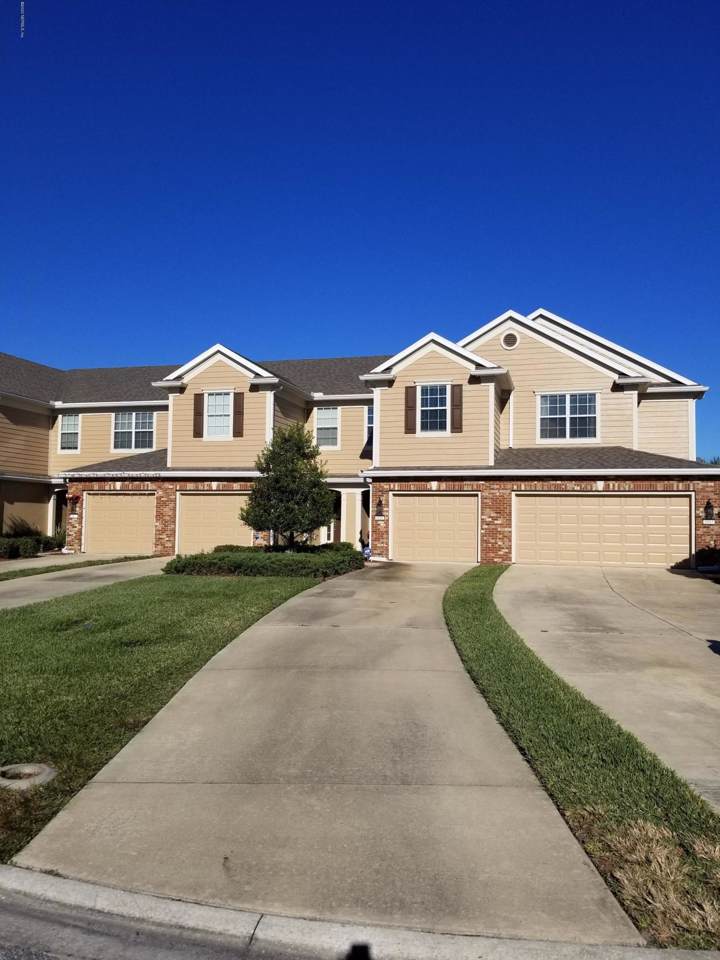 6881 Roundleaf Dr - Photo 1