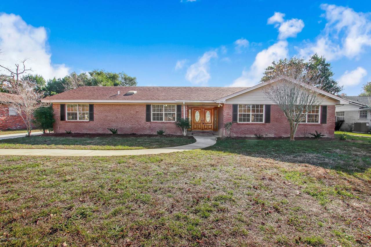 4315 Charleston Ln - Photo 1