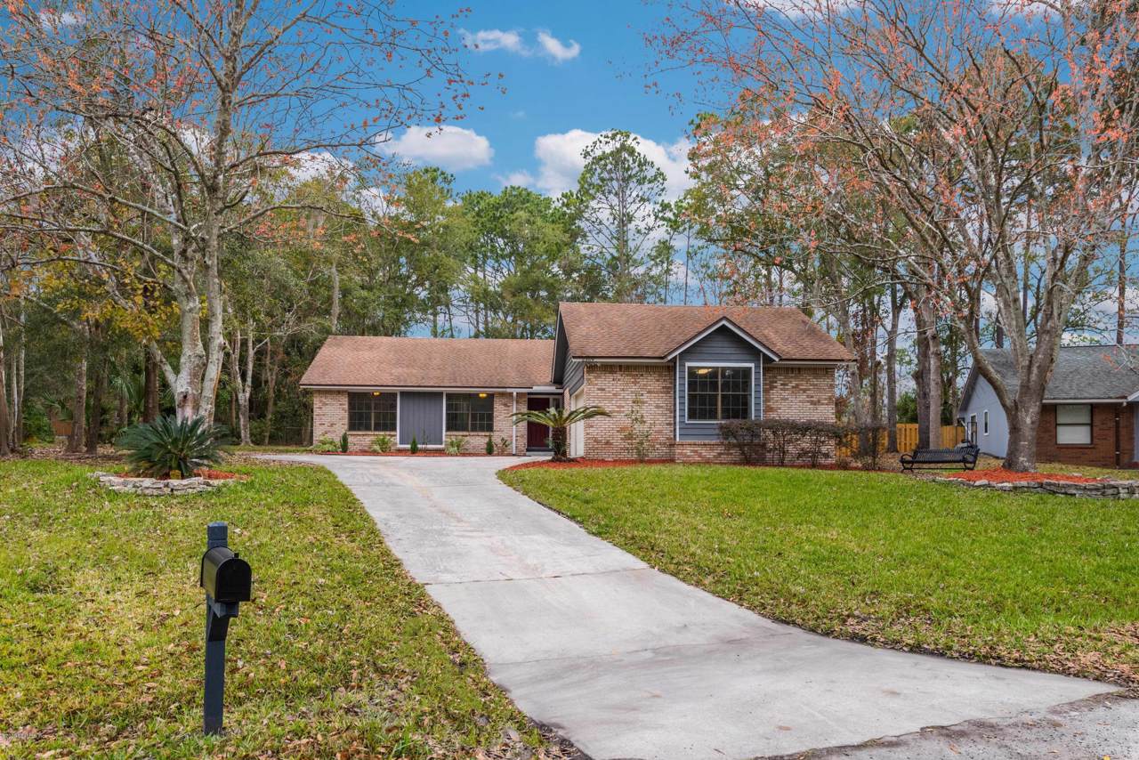 2359 Oak Hammock Ln - Photo 1