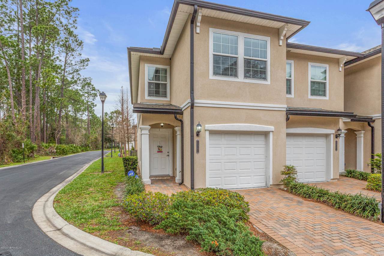 11312 Estancia Villa Cir - Photo 1