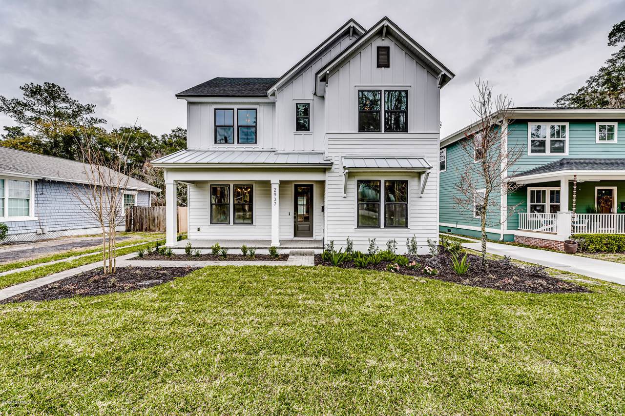 2937 Algonquin Ave - Photo 1