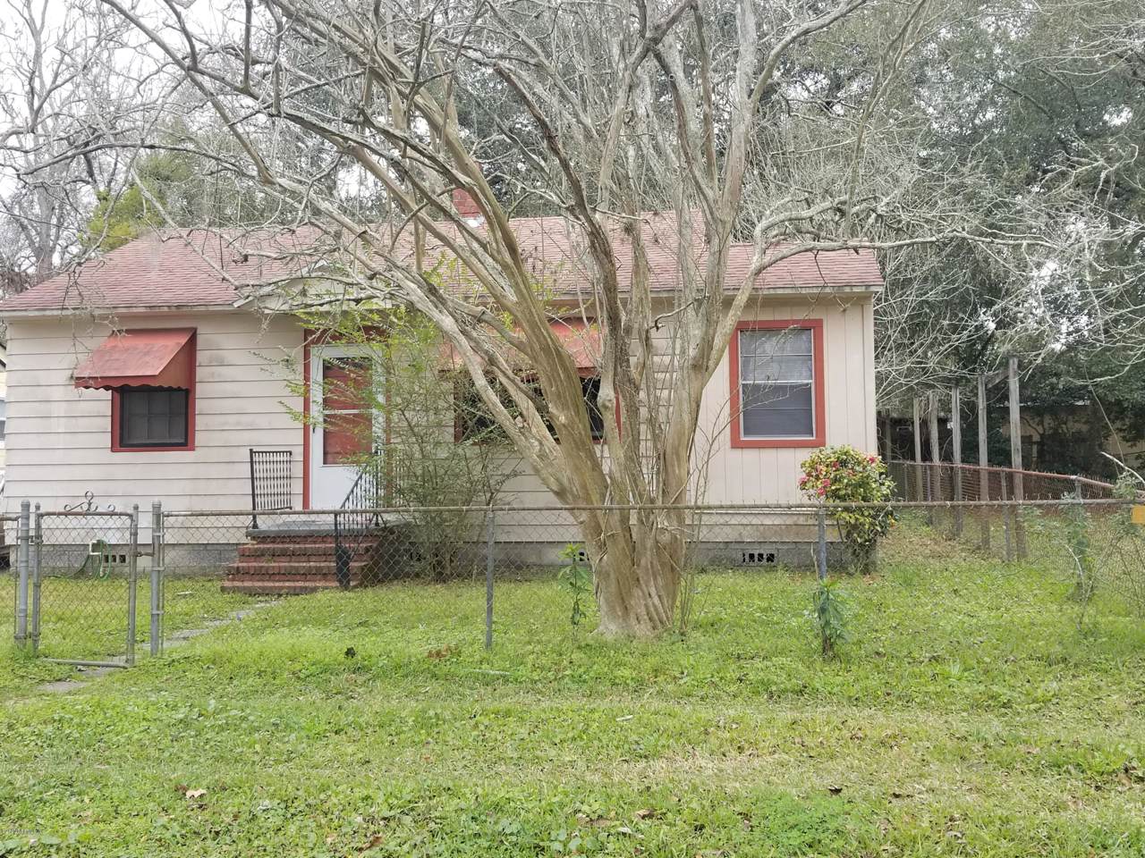 1036 Westbrook Cir - Photo 1 1036 Westbrook Cir - Photo 1