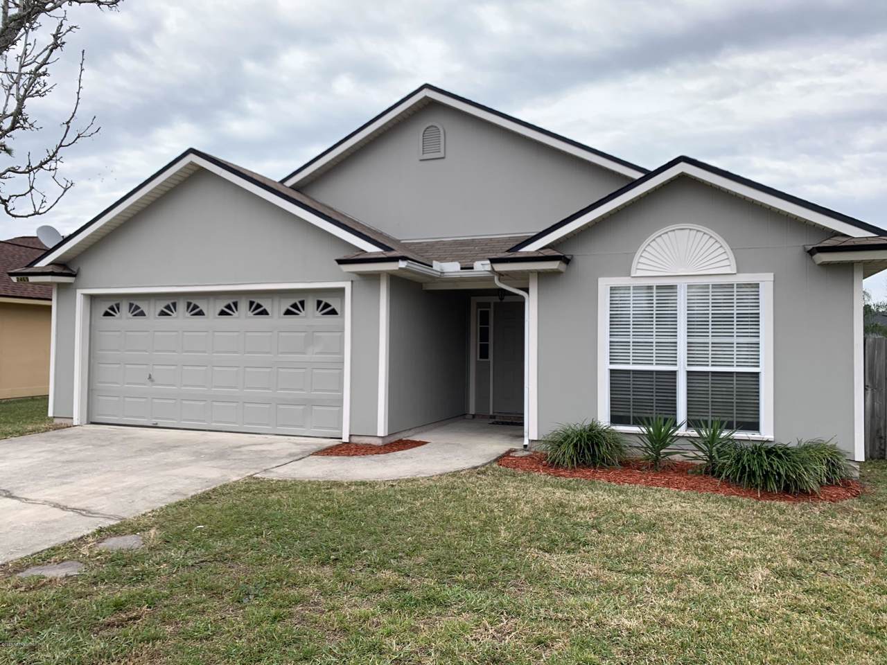 2469 Cool Springs Dr - Photo 1