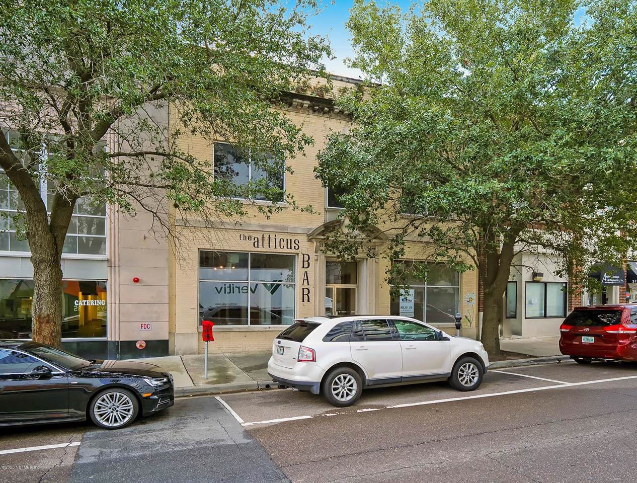 325 Forsyth St - Photo 1