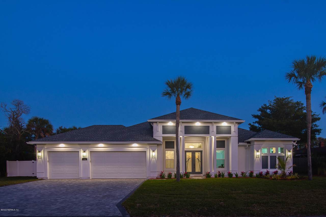 3317 Silver Palm Dr - Photo 1