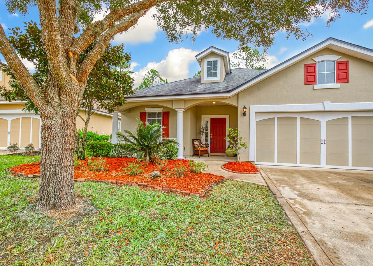 1820 Cross Pointe Way - Photo 1