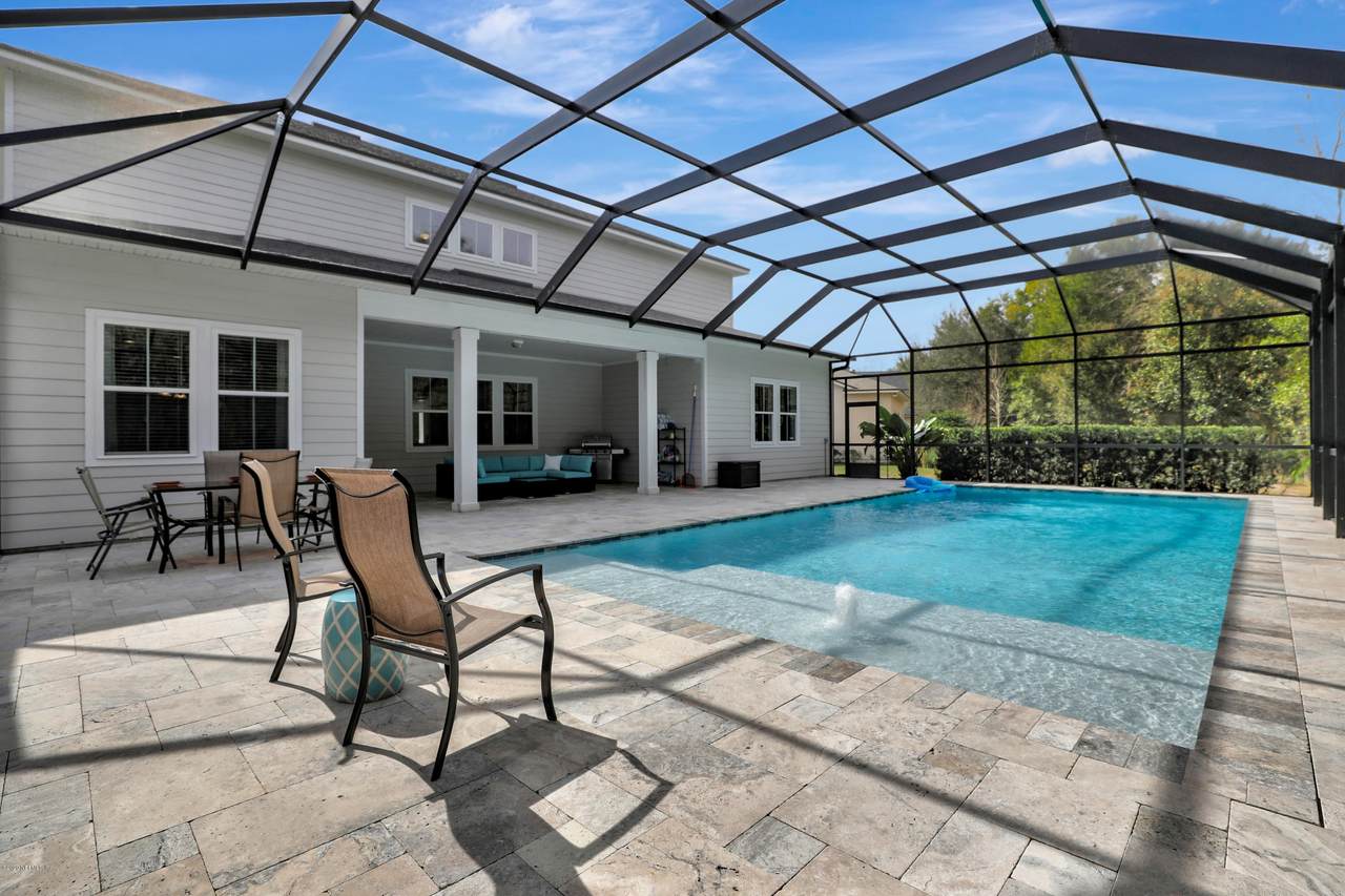 4725 Sawbuck St - Photo 1