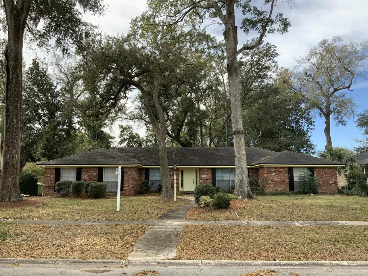 9448 Wexford Rd - Photo 1