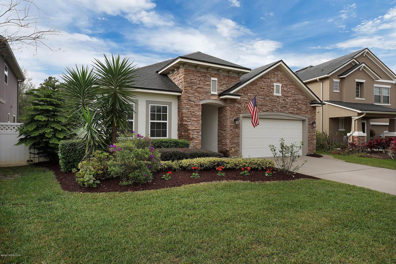 121 Cresthaven Pl - Photo 1