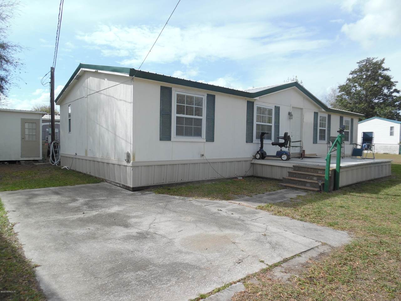 107 Cherokee St - Photo 1