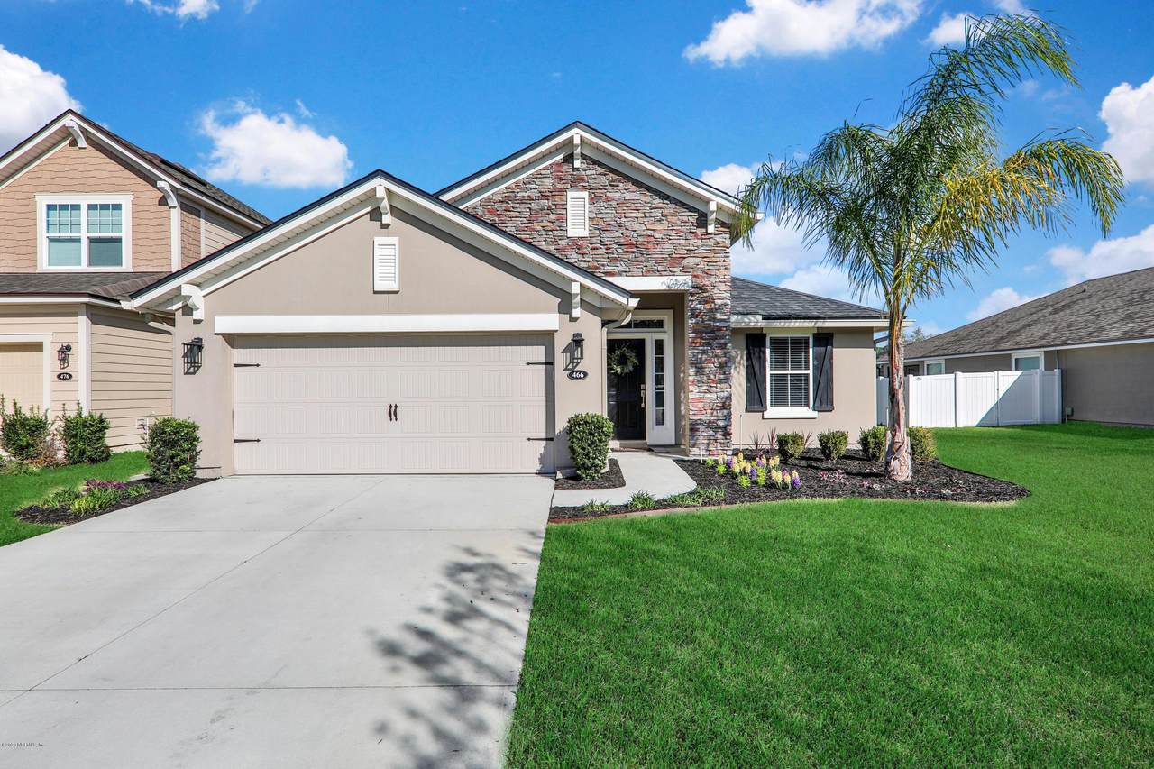 466 Captiva Dr - Photo 1
