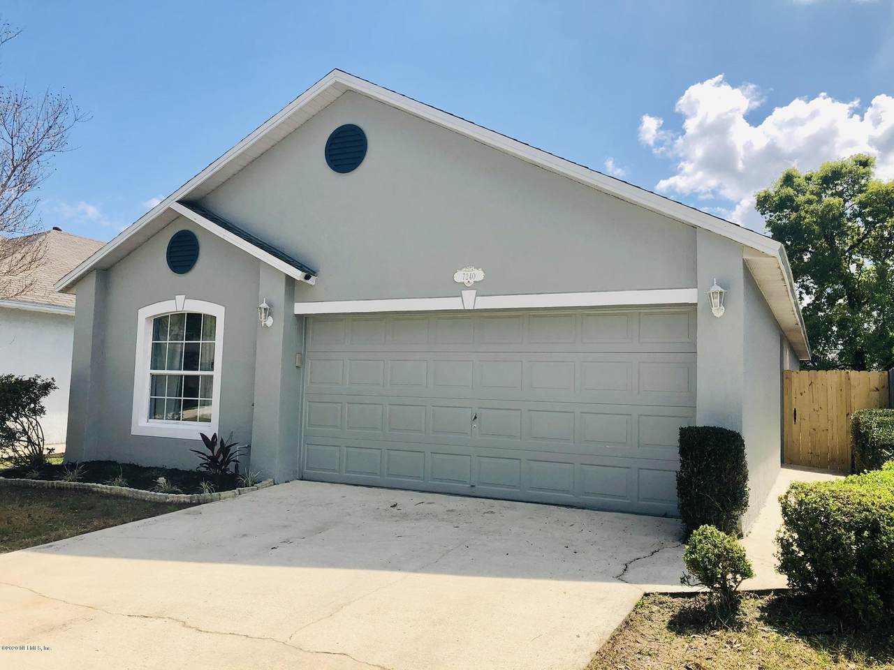 7240 Lawn Tennis Ln - Photo 1