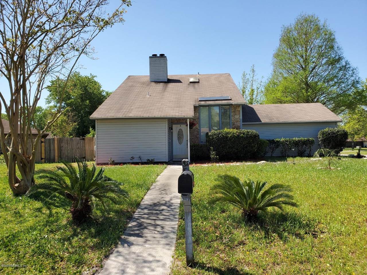 8363 Pepperwood Ct - Photo 1