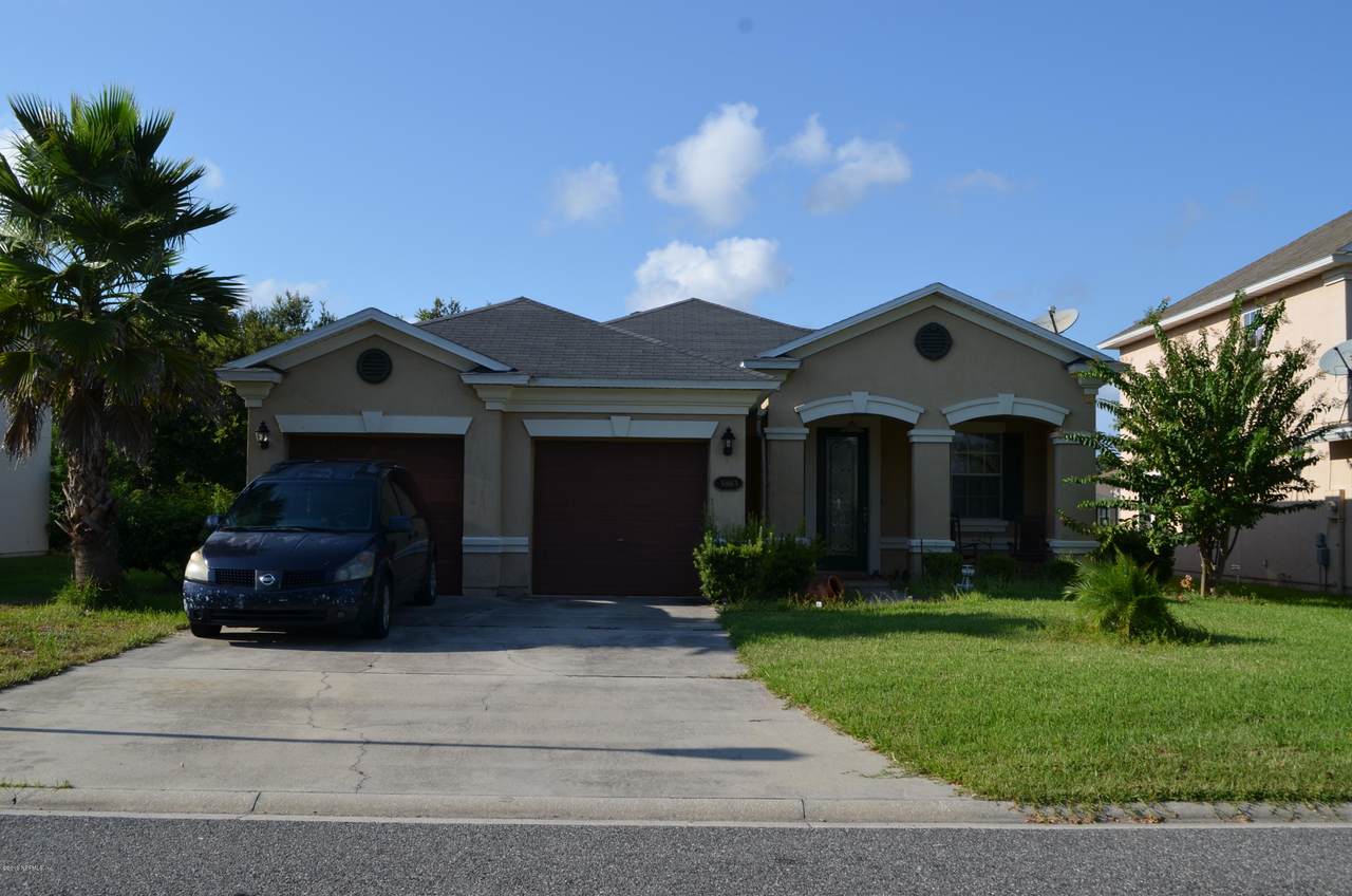 3883 Cedar Bluff Ln - Photo 1