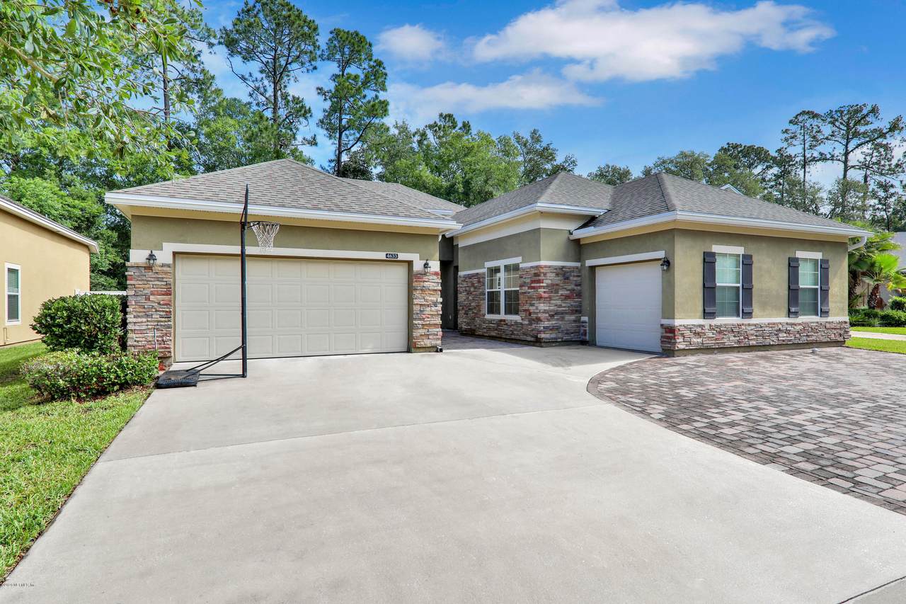 4633 Maple Lakes Dr - Photo 1 4633 Maple Lakes Dr - Photo 1