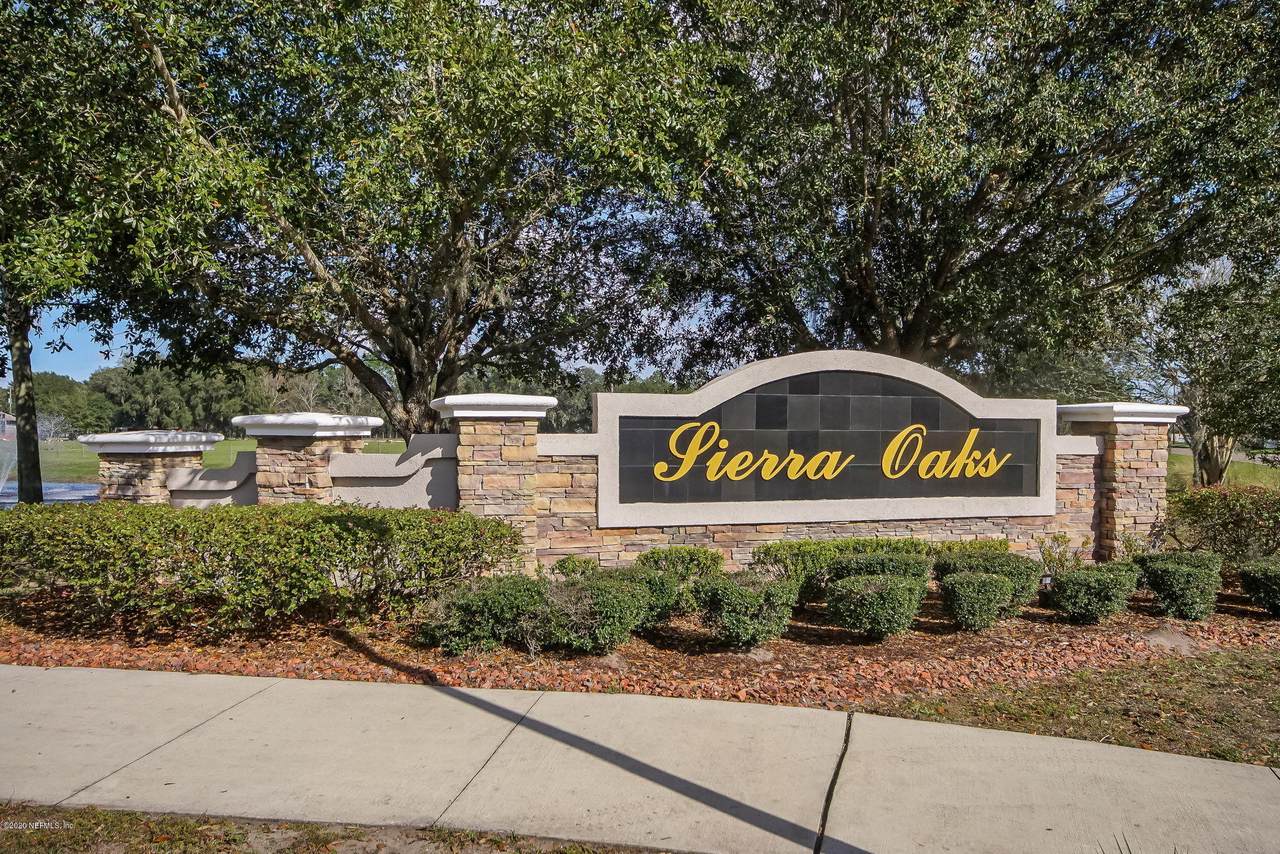 8030 Sierra Oaks Blvd - Photo 1