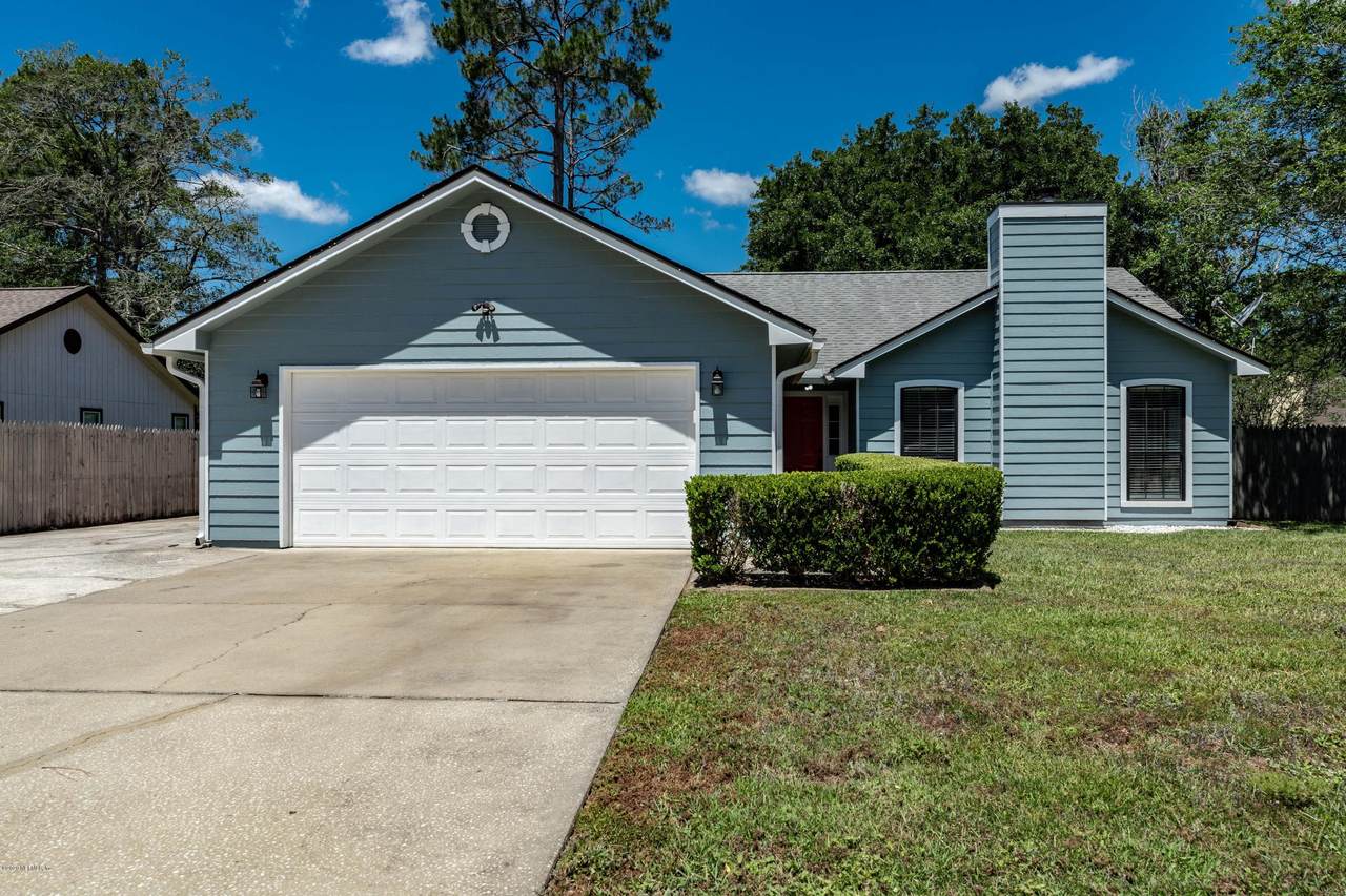 1836 Farm Way - Photo 1