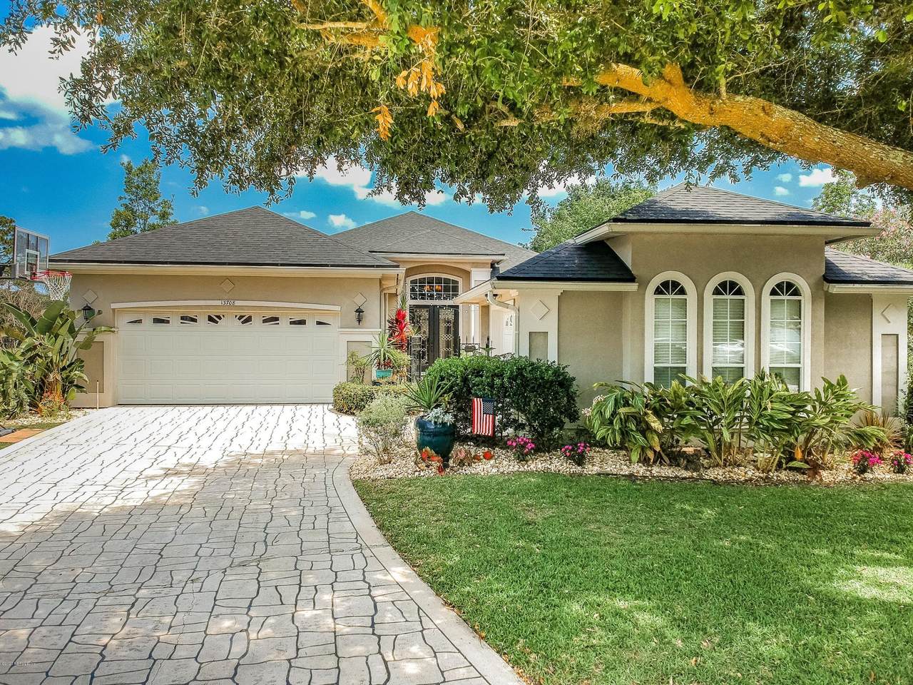 13708 Weeping Willow Way - Photo 1 13708 Weeping Willow Way - Photo 1