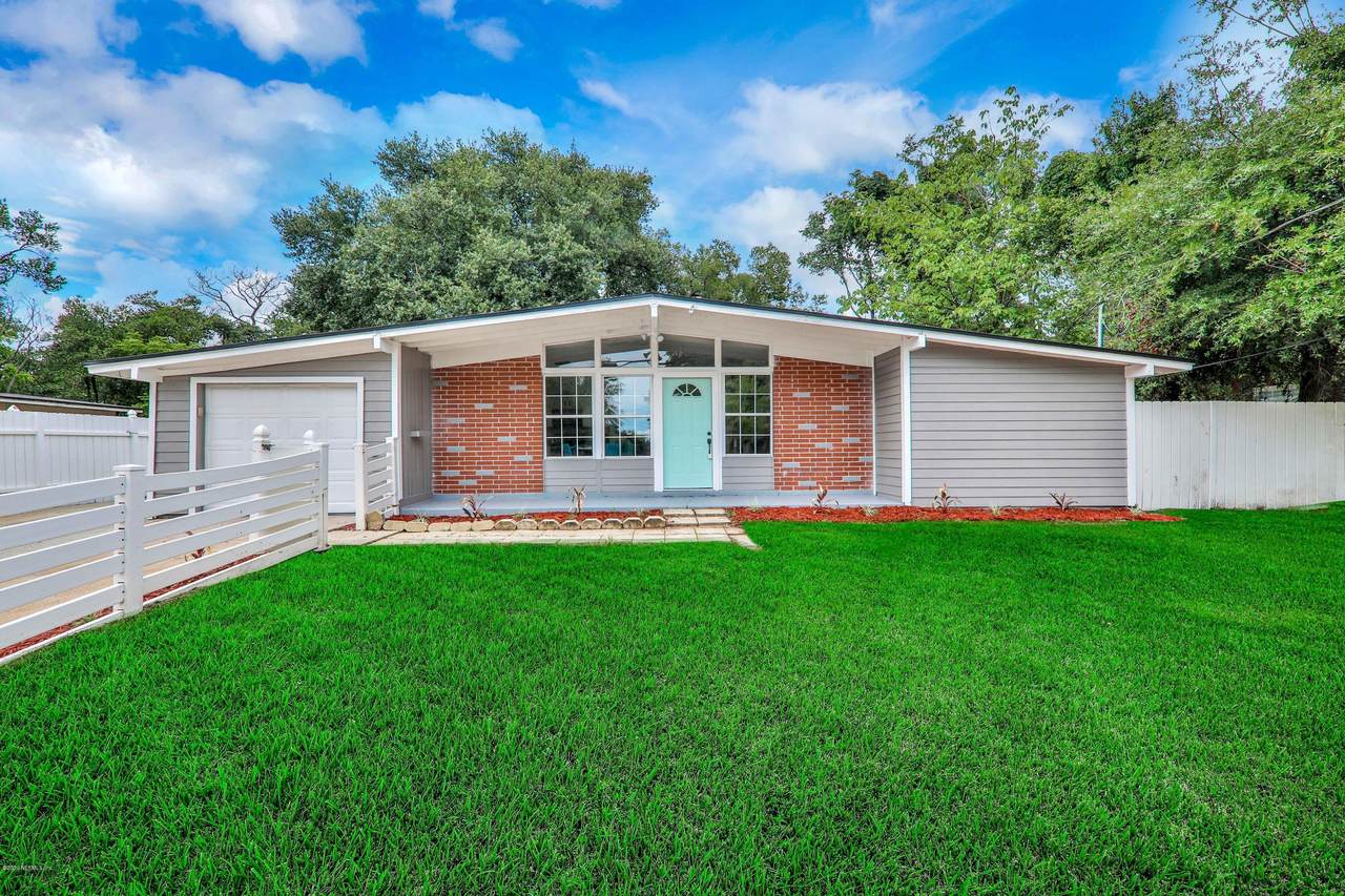 7359 Sandhurst Rd - Photo 1