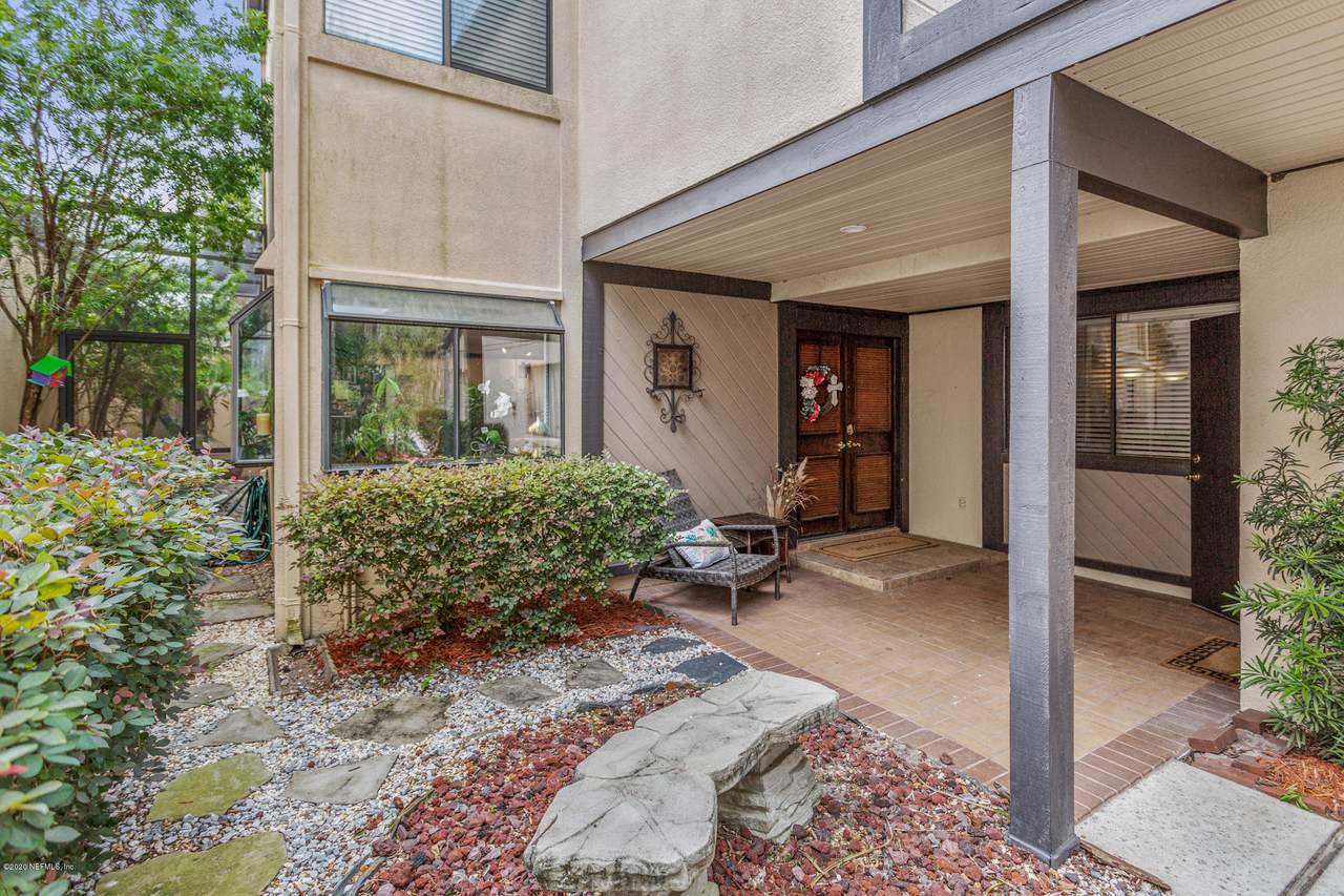 7827 Cypress Point Ct - Photo 1