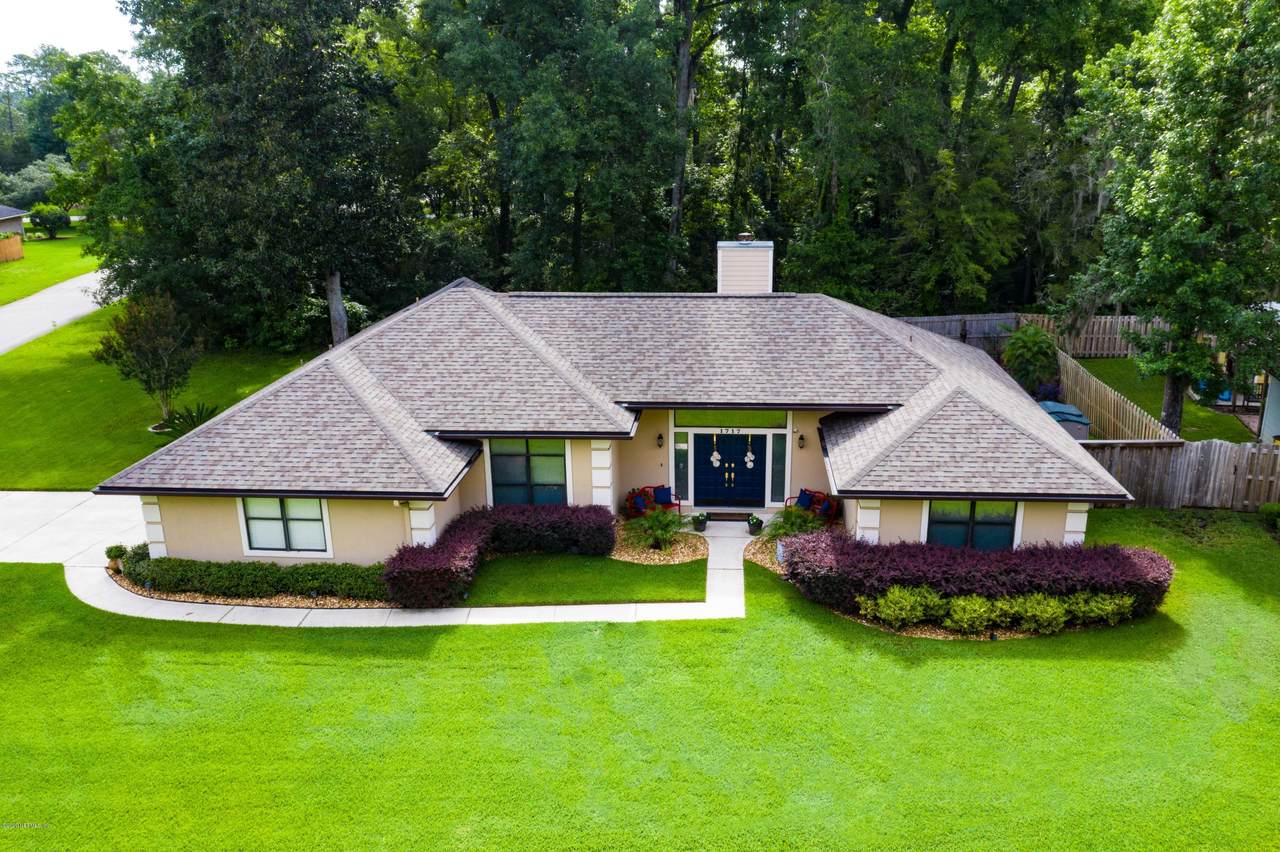 1717 Alps Ct - Photo 1