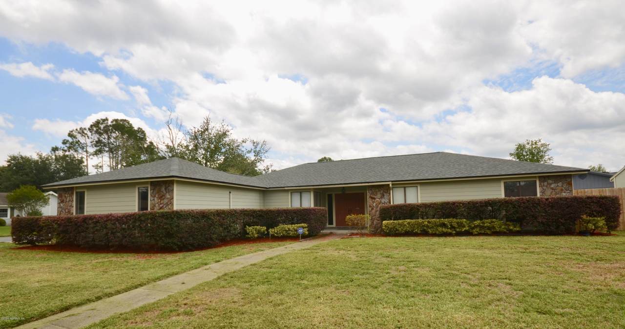 2451 Ridgecrest Ave - Photo 1