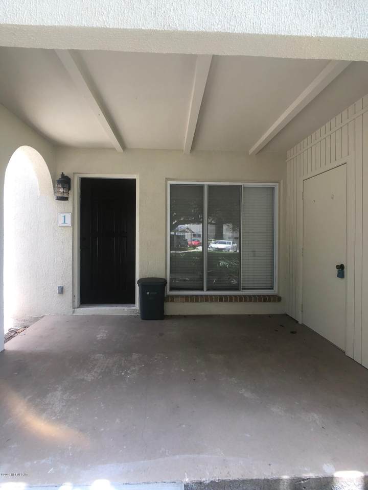 2223 Astor St - Photo 1